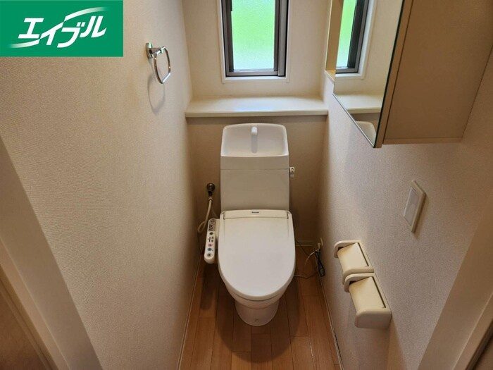 物件内観写真11　(トイレ)