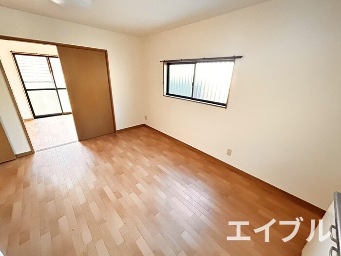 物件内観写真16　(居室)