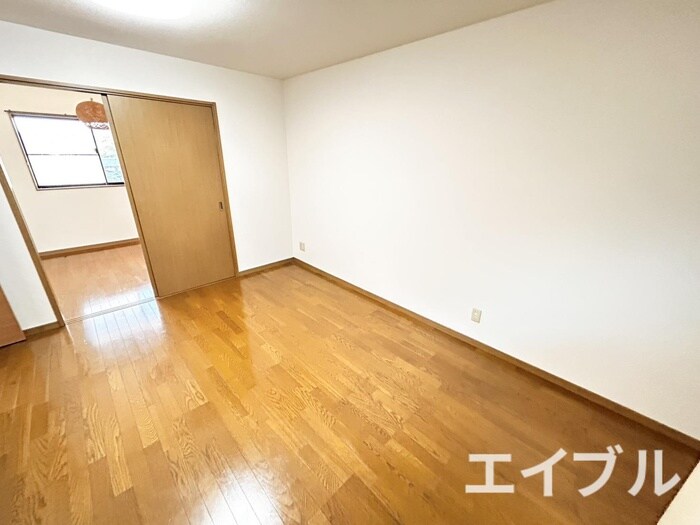 物件内観写真16　(居室)