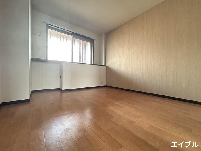 物件内観写真4　(居室)