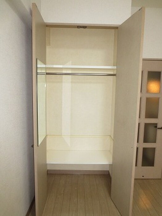 物件内観写真7　(収納)