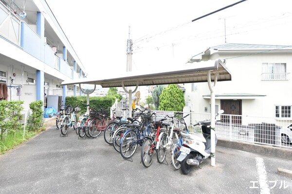 駐輪場