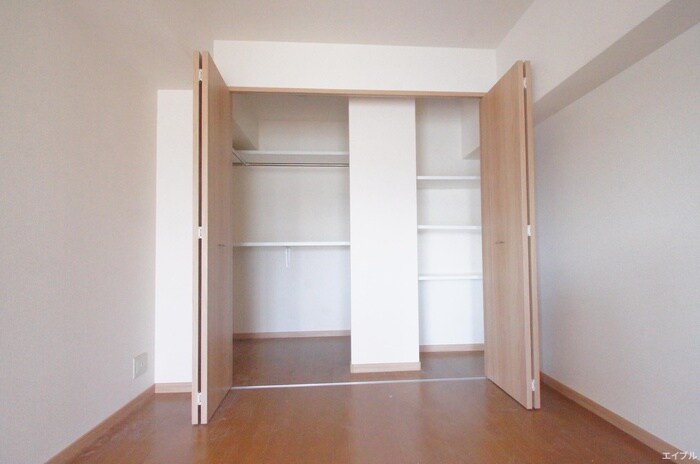 物件内観写真13　(収納)