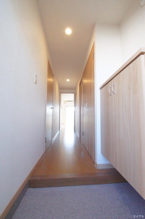 物件内観写真21　(廊下)