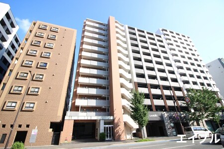 Ｆ・ＰＡＲＣ博多駅南外観写真