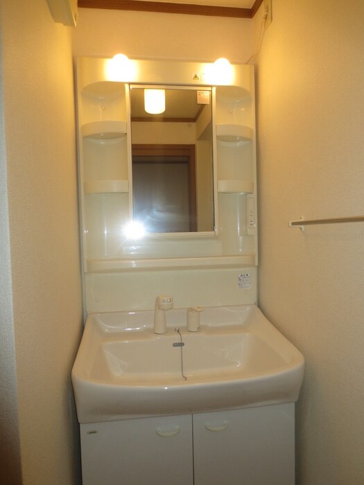 物件内観写真7　(洗面)