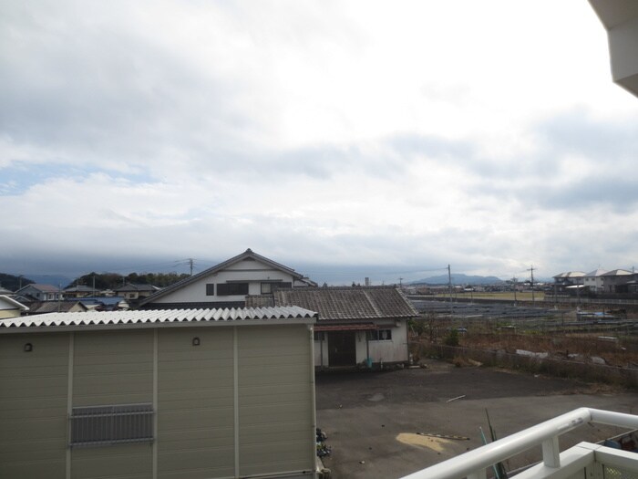 物件内観写真13　(室内からの展望)