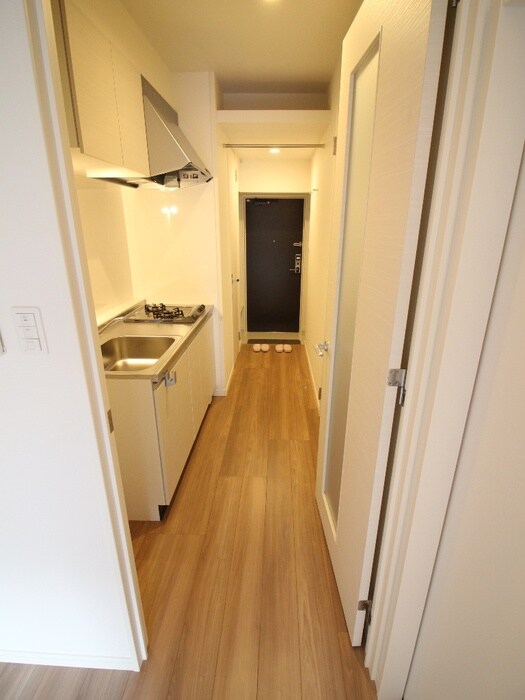 物件内観写真14　(廊下)