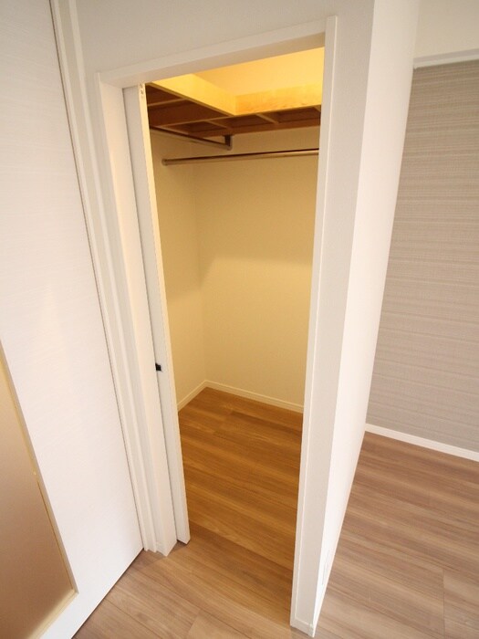 物件内観写真18　(収納)