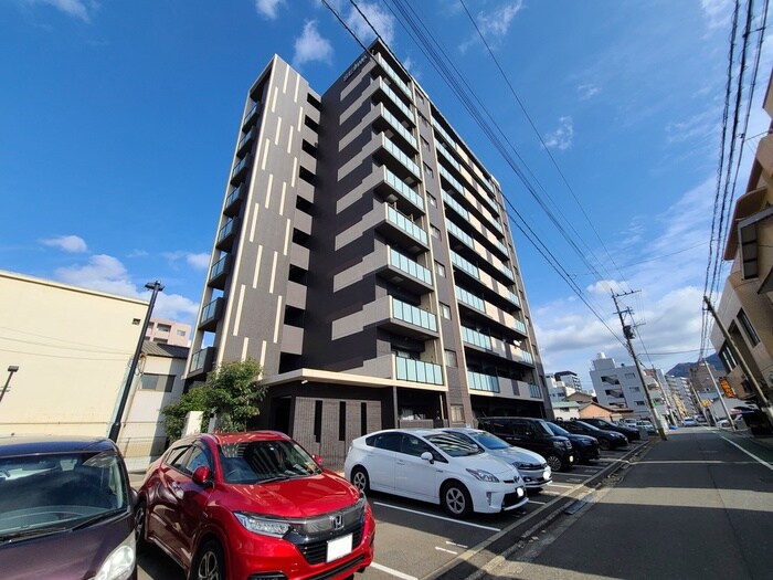 物件外観写真4　(駐車場)