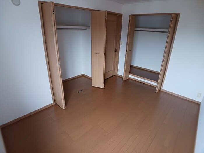 物件内観写真13　(収納)