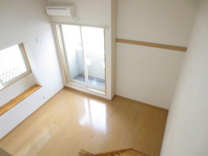 物件内観写真9　(居室)