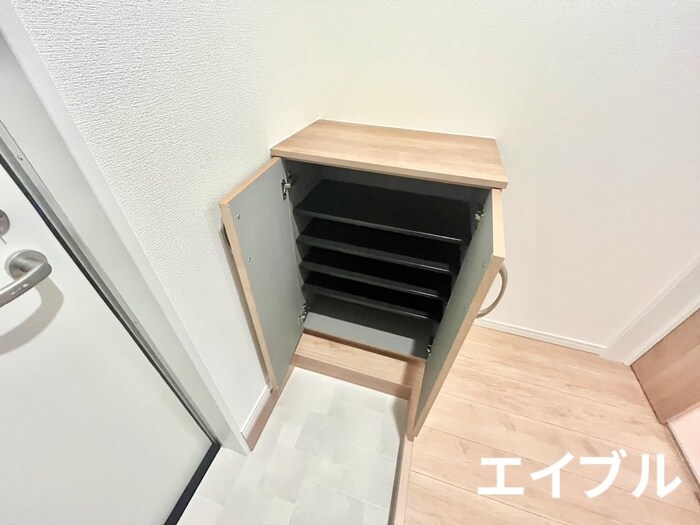 物件内観写真15　(靴箱)