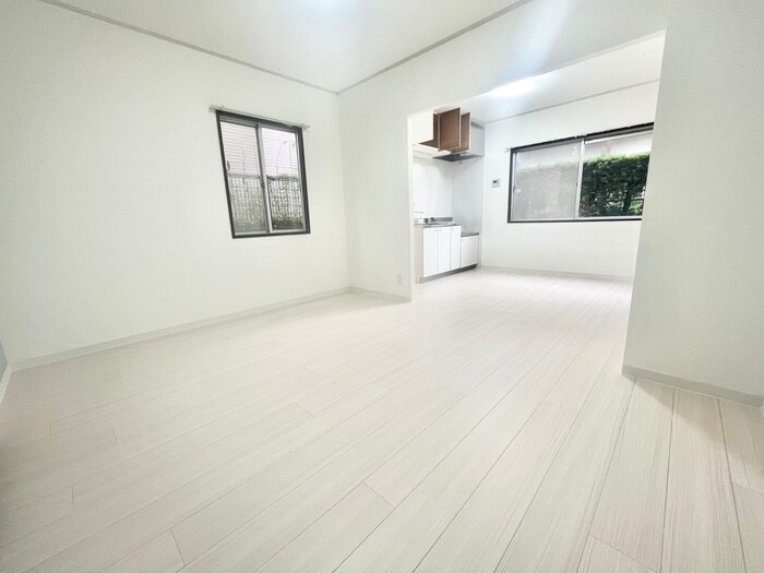 物件内観写真4　(居室)