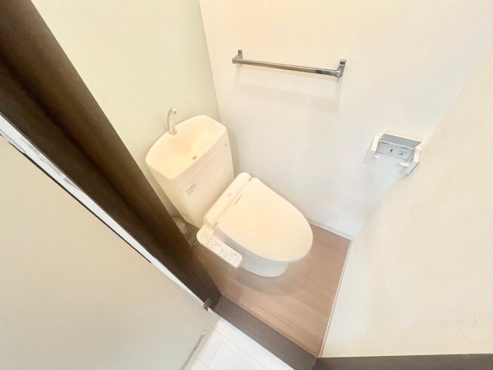 物件内観写真8　(トイレ)