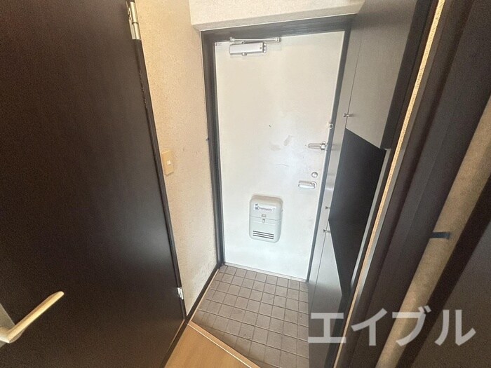 物件内観写真21　(玄関)