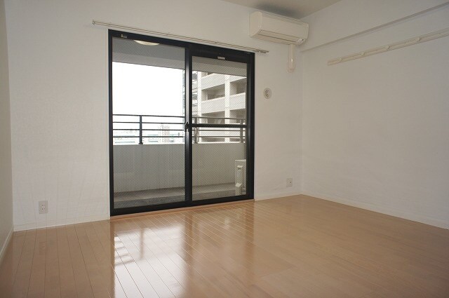 物件内観写真6　(居室)