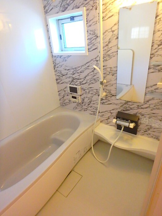 物件内観写真12　(バス／シャワールーム等)