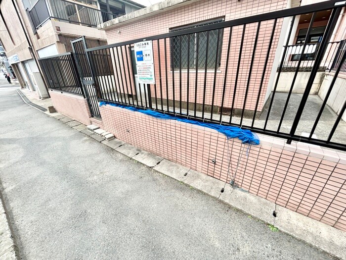 物件外観写真6　(建物設備)