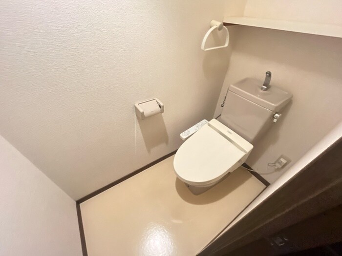 物件内観写真10　(トイレ)