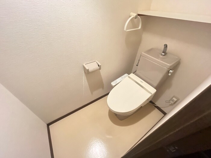 物件内観写真14　(トイレ)