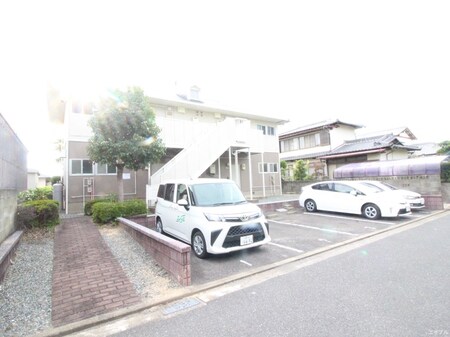 ファミ－ル三苫外観写真