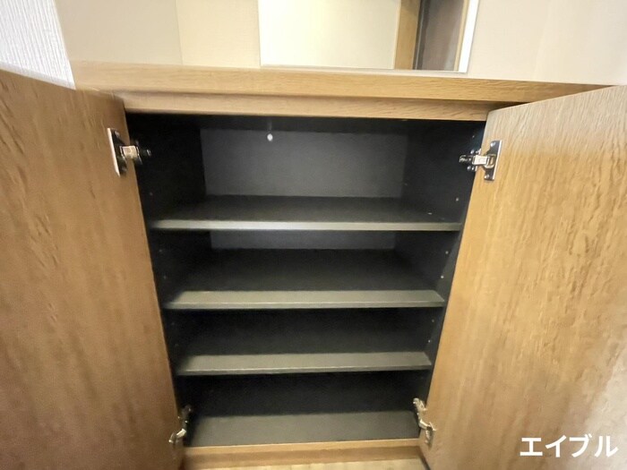 物件内観写真18　(靴箱)