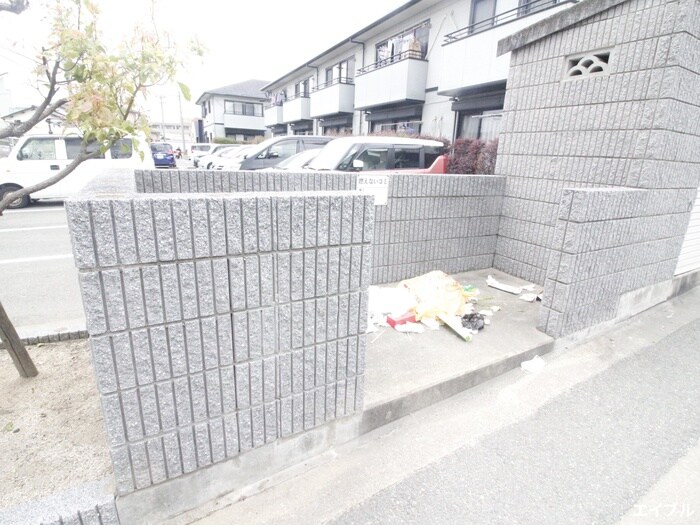 物件外観写真6　(建物設備)