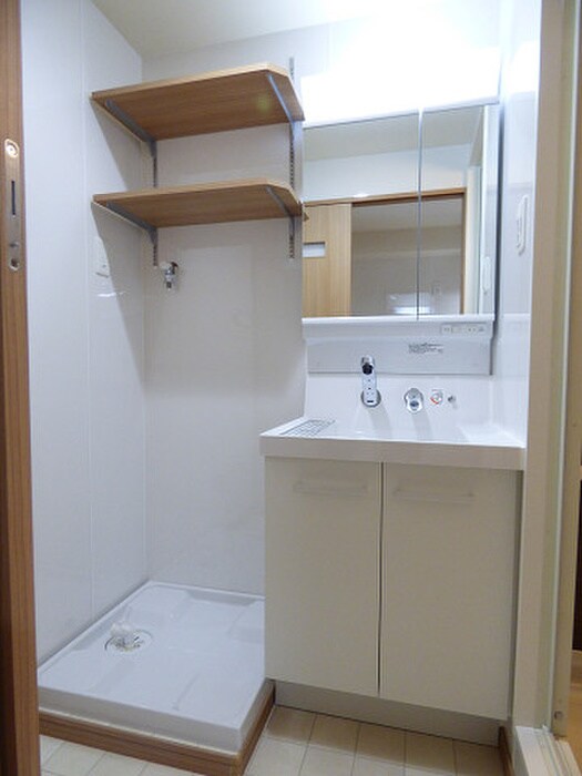 物件内観写真12　(洗面)