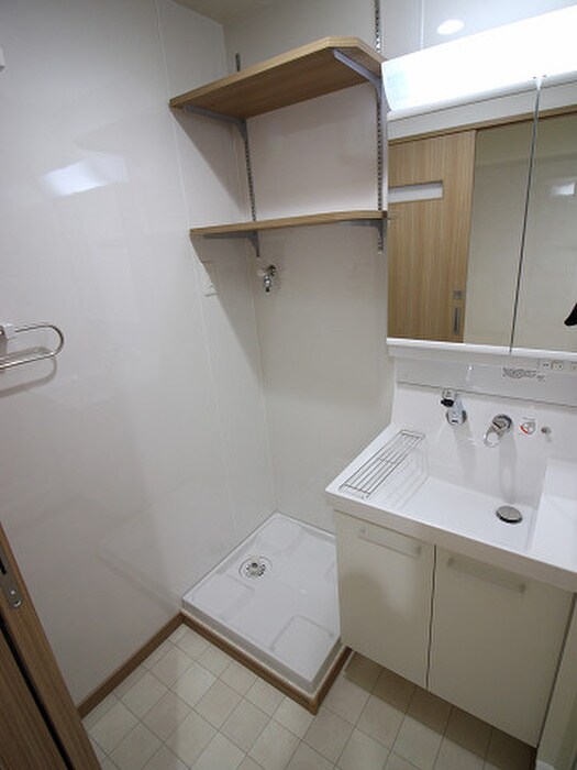 物件内観写真12　(洗面)