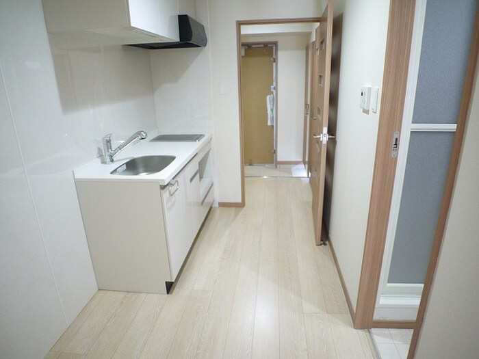 物件内観写真12　(廊下)