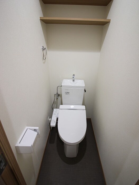 物件内観写真14　(トイレ)