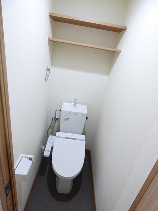 物件内観写真14　(トイレ)