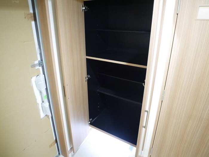 物件内観写真16　(靴箱)
