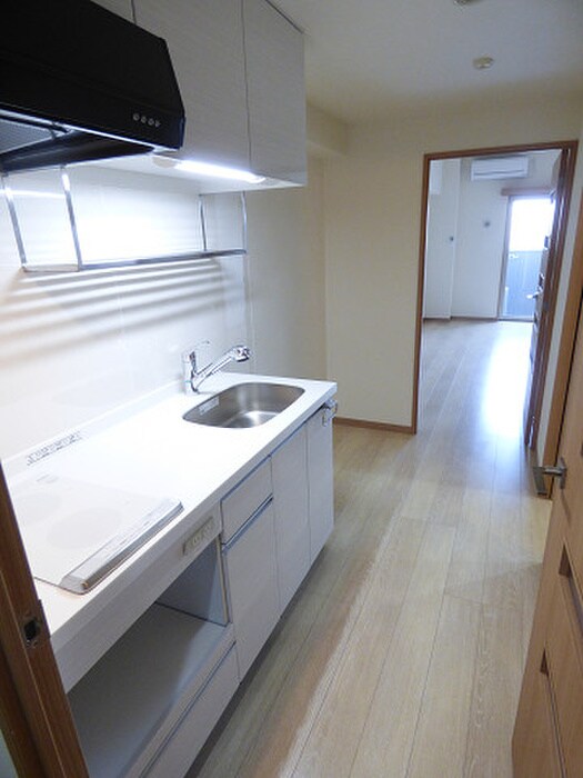 物件内観写真17　(廊下)