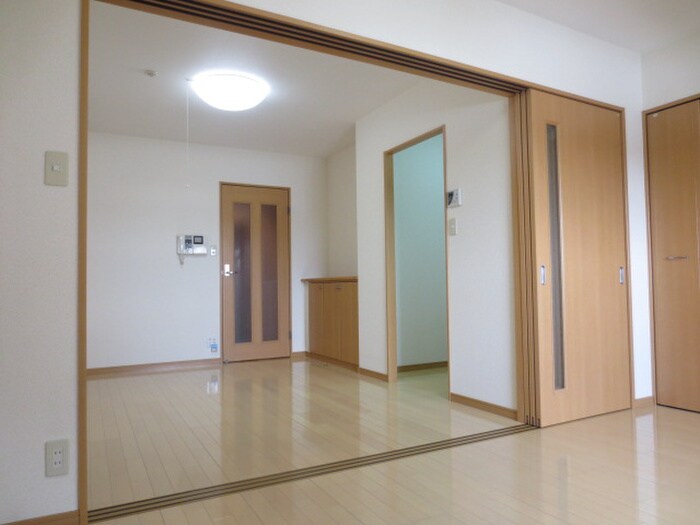 物件内観写真11　(居室)