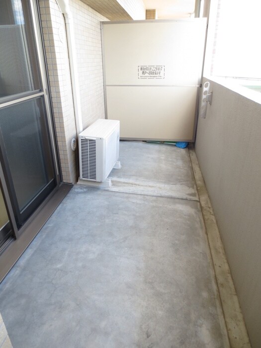 物件内観写真16　(ベランダ・バルコニー)