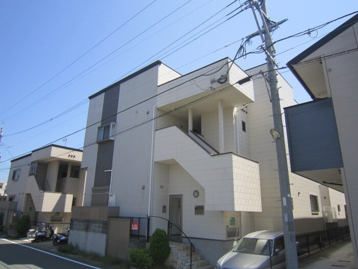 物件外観写真4　(駐車場)