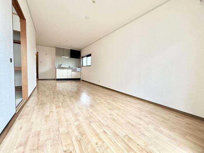 物件内観写真5　(居室)