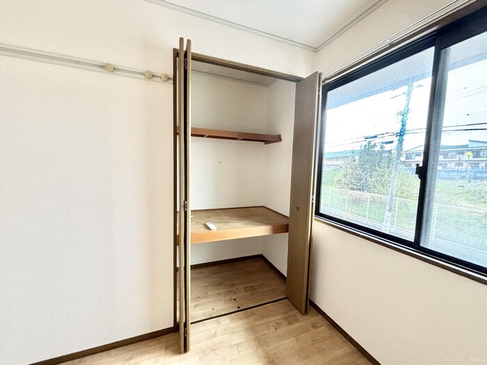 物件内観写真11　(収納)