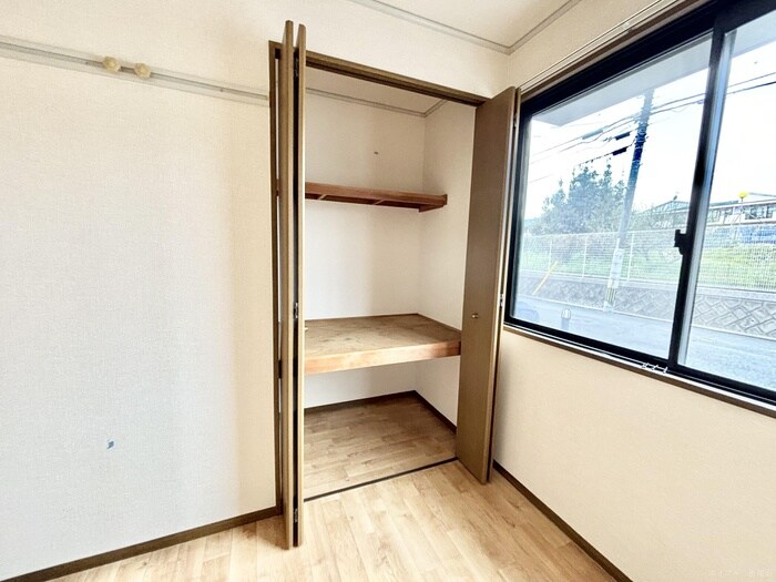 物件内観写真11　(収納)