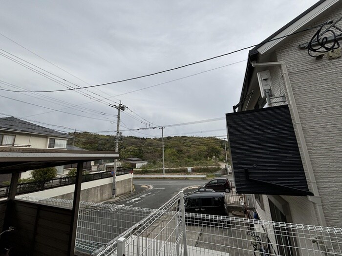 物件内観写真13　(室内からの展望)