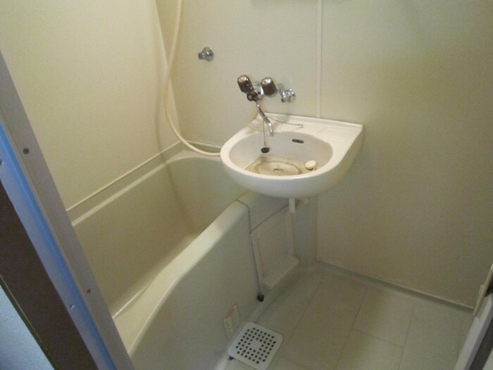 物件内観写真10　(洗面)