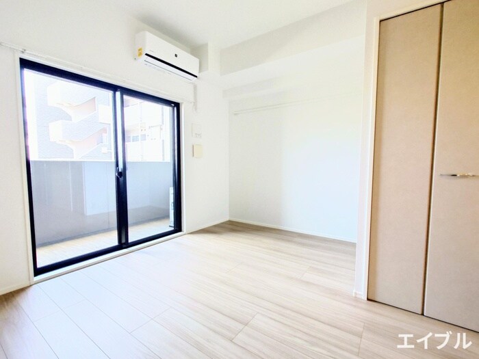 物件内観写真8　(居室)