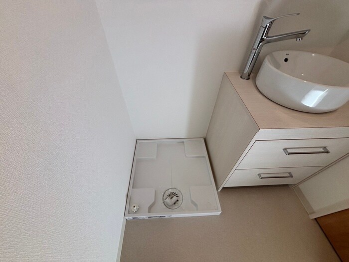 物件内観写真15　(洗濯機置場)