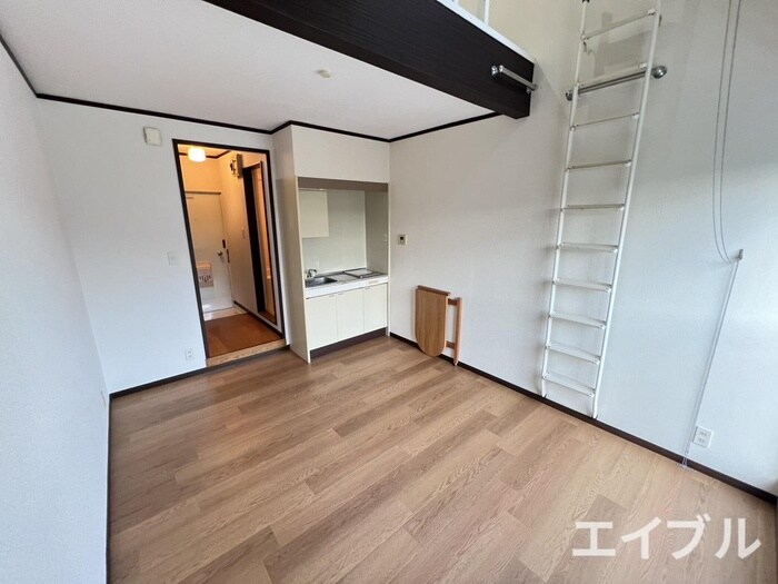 物件内観写真8　(居室)