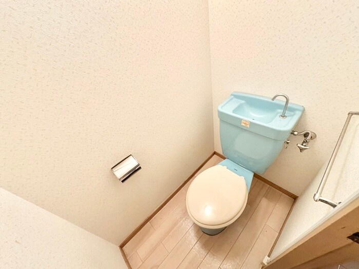 物件内観写真9　(トイレ)