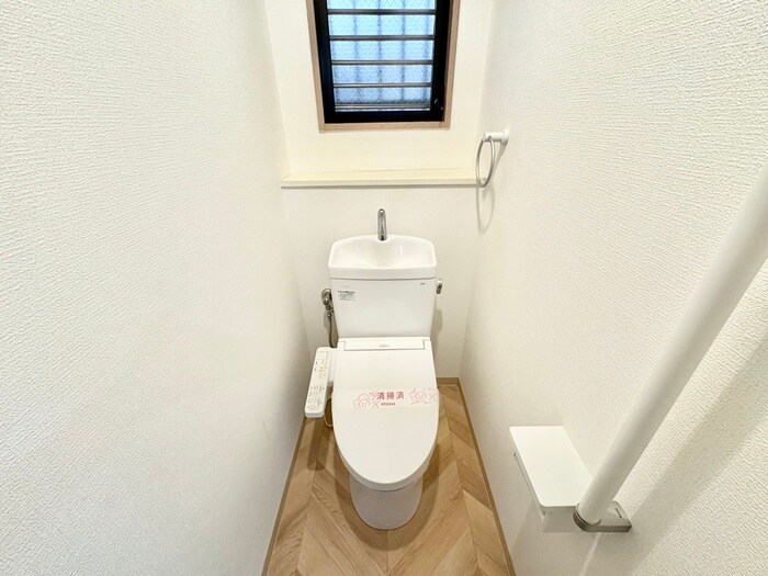 物件内観写真12　(トイレ)