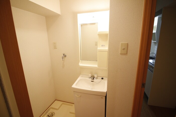 物件内観写真8　(洗面)