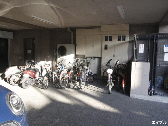 物件外観写真6　(同型モデル)